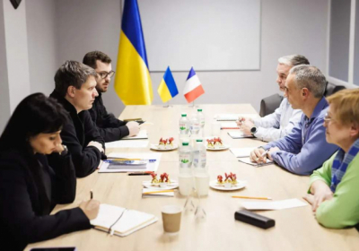 Французькі компанії готові виробляти нову зброю в Україні