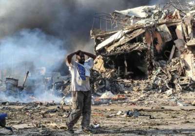 Взрыв у гостиницы в Сомали унес жизни 85 человек