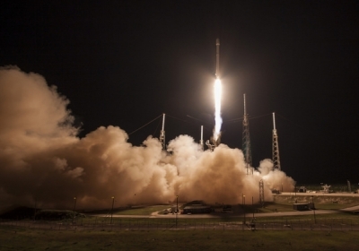 SpaceX во второй раз посадила ступень ракеты на платформу в океане
