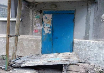 В Донецкой области на детей упала бетонная стена, умерла 8-летняя девочка, - ОБНОВЛЕНО