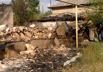 Боевики уничтожили 5 домов в Станице Луганской