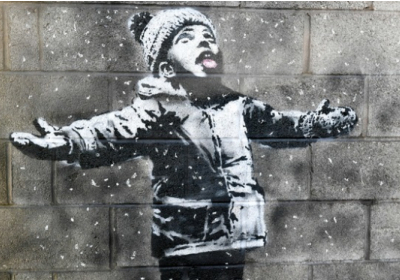 Бэнкси нарисовал граффити на гараже жителя Уэльса: ее продали за более 100 тысяч фунтов