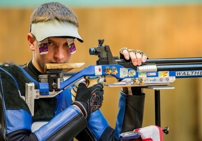 Украинец выиграл серебро на этапе Кубка мира по пулевой стрельбе