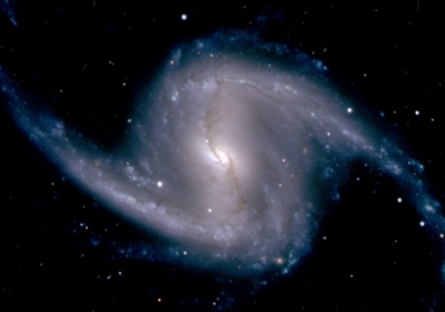 Зближене зображення спіральної галактики NGC 1365, 60 млн. св. років від Землі. Dark Energy Camera. Фото: Dark Energy Survey Collaboration