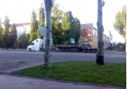 Во время перемирия террористы завозят танки в Луганск, - журналист