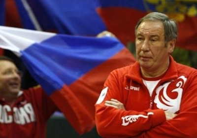 За невдалий жарт про американських спортсменок президента федерації тенісу Росії відсторонили від роботи