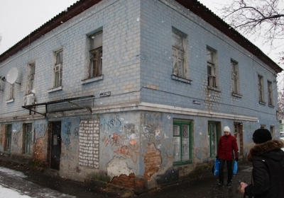 125 тис українців живуть в аварійному та застарілому житлі
