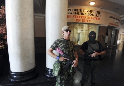 Терористи у Донецьку бояться, що український спецназ проникне в місто через люки, - фото