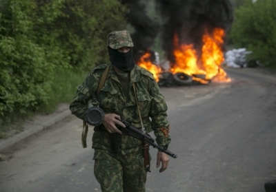 Через обстріли терористів низка населених пунктів на Луганщині залишилась без світла