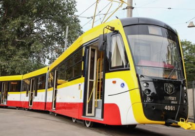 В Одессе испытали самый длинный трамвай в Украине