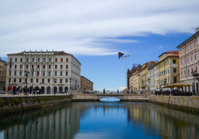 Уряд Італії обіцяє податкову підтримку туризму і автоіндустрії