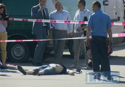 У Києві на Троєщині застрелили людину