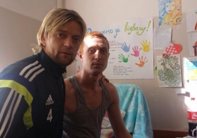 Тимощук і компанія провідали українських бійців в столичному госпіталі, - відео