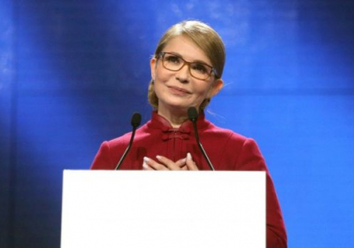 Тимошенко відхрестилася від молодиків біля ЦВК