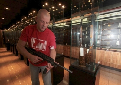 Силовикам нагадують, що в українців на руках 2 млн одиниць вогнепальної зброї