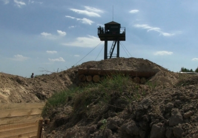 Естонія будує траншеї та бункери на кордоні з росією

