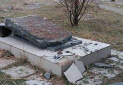 В Одеській області пошкодили пам'ятник жертвам Голокосту