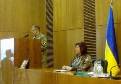 Новый мэр Конотопа заменил в кабинете фото Порошенко на портрет Бандеры, - ФОТО