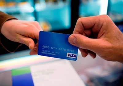Visa відмовилася обслуговувати картки з підтримкою Bitcoin