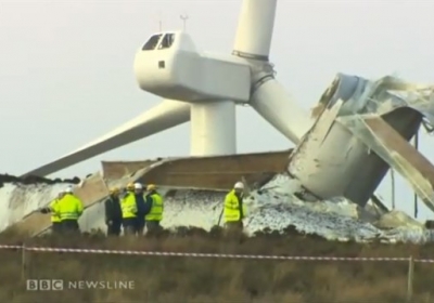 В Ирландии упала 80-метровая ветровая турбина: звук был, как от взрыва бомбы, - фото, видео