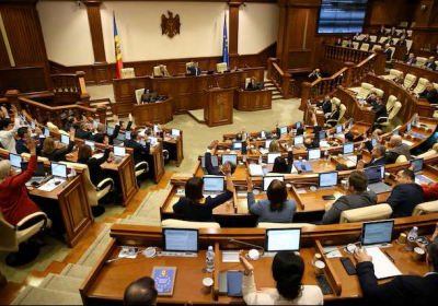 У Молдовському парламенті обмежили російську мову