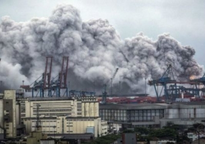 В Бразилии мощный взрыв на химскладе: в небо поднялось токсичное облако, - ФОТО