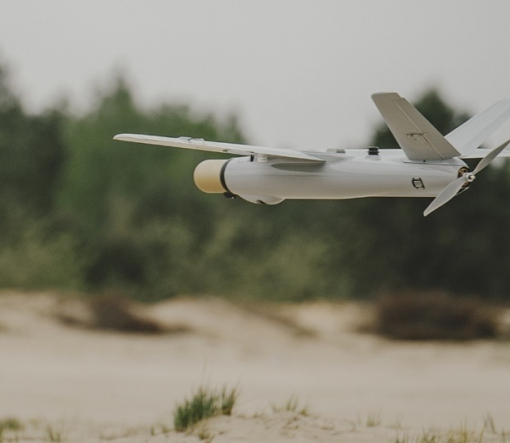 Польща зробить ще більше дронів Warmate і FlyEye, які допомагають ЗСУ 