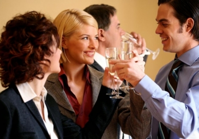 Комітет Ради вирішив підняти акцизи на спиртне: не пощастить любителям шампанського