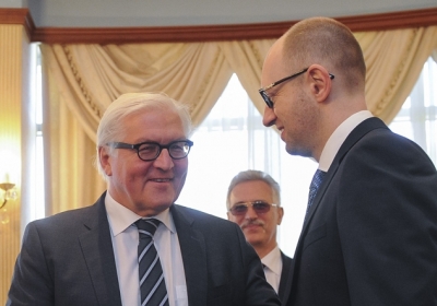Яценюк вважає знаковою участь представника ОБСЄ у круглому столі з представника регіонів