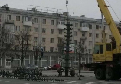 В Луганске снимают вывески на украинском и не возят в маршрутках 