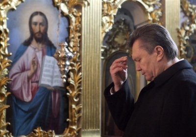 В церквях УПЦ МП на Одесщине раздают молитвы за Януковича, - фото