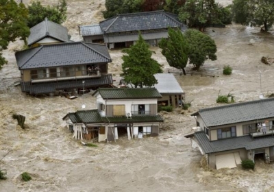 В Японии под воду уходят целые города почти миллион японцев под угрозой эвакуации