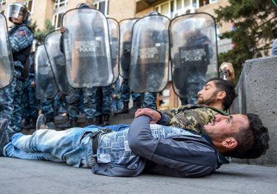 В Ереване полиция начала задержания демонстрантов, - ФОТ