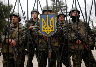 В ответ на попытки подкупа россиян украинские зенитчики подняли сине-желтый флаг