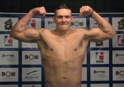 Усик выиграл у россиянина Князева бой за титул интерконтинентального чемпиона по версии WBO