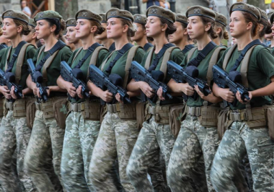 Рада уравняла права женщин и мужчин в армии
