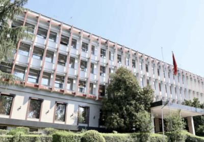 Російський удар пошкодив резиденцію посла Албанії у Києві