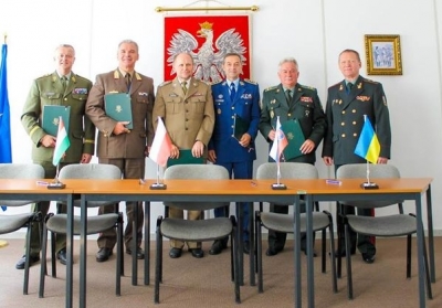 Украина присоединилась к созданию боевой тактической группы стран Вышеградской четверки