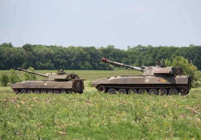 Сутки в АТО: российско-оккупационные войска 30 раз открывали огонь по украинским позициям