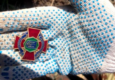 На Днепропетровщине нашли закопанные вещи погибших под Иловайском бойцов, - ФОТО